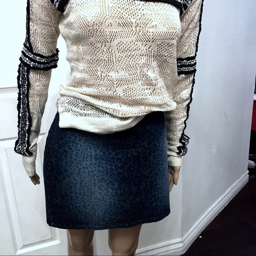 Rock your 80’s XOXO Jean skirt